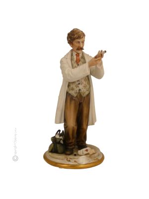 DOCTOR Statuette statue figure porcelain Capodimonte handmade Made in Italy exclusive
