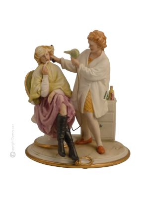 HAIRDRESSER Statuette statue figure porcelain Capodimonte handmade Made in Italy exclusive