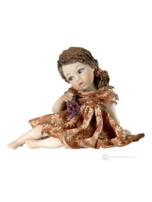 AUTUMN Capodimonte, refined seasonal statuette, inspired by the seasons.