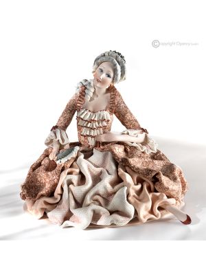LADY Romantic Capodimonte lady, Italian art in pure porcelain.