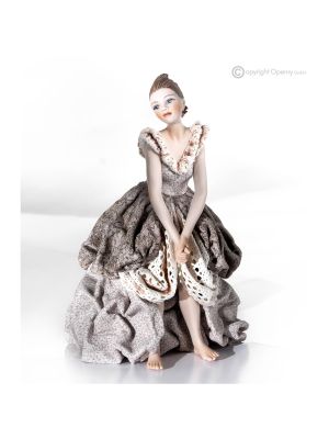 LADY - Capodimonte statuette, porcelain lady, timeless beauty.