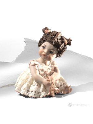 DORE Capodimonte statuette, romantic sweetness of fine porcelain.