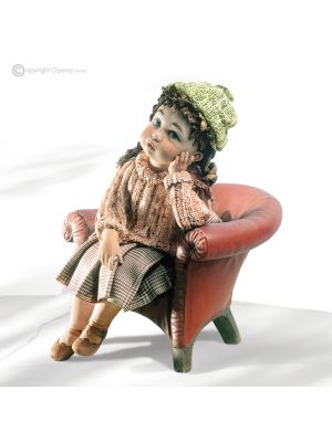 FRANCESCA - Entirely hand-painted, valuable Capodimonte doll.