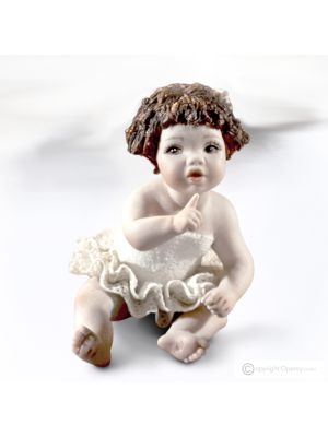 LAURETTA - Capodimonte statuette, enchanting dancer in refined porcelain.