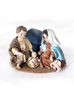 Capodimonte NATIVITY SCENE statuette, sweetness in pure porcelain.