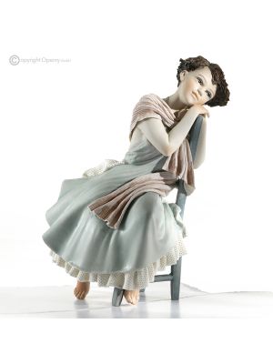 WINTER MEMORIES - Capodimonte porcelain figurine, Italian quality.