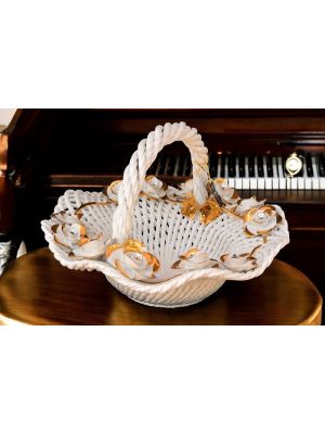 Prestigious ceramic centerpiece, with roses and golden details, handmade.